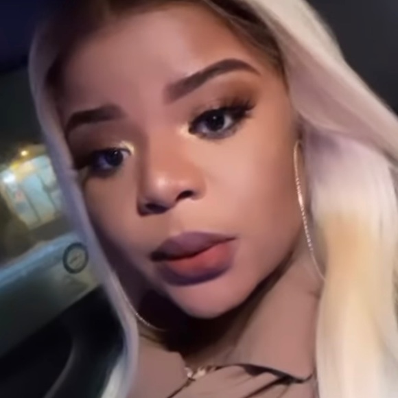 Meet your Posher, Chris - Picture 1 of 1